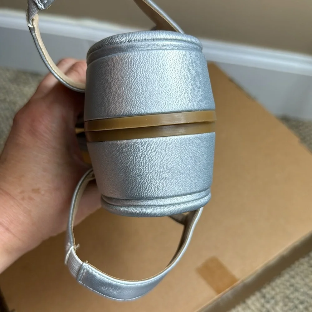 NWOT - Lifestride Womens Joy Strappy Sandal, Silver, Size 8.5W - Picture 7 of 16